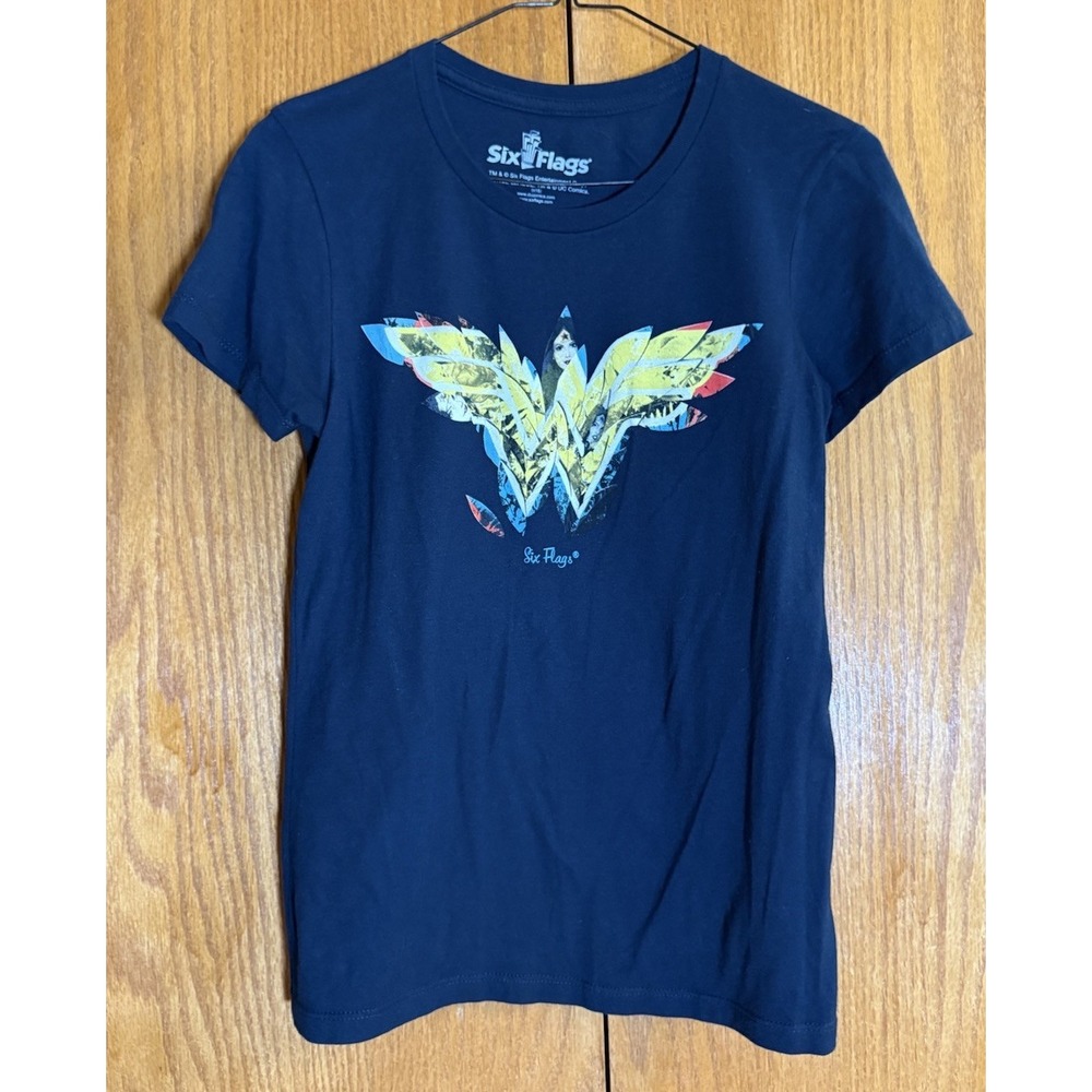 Six Flags Wonder Woman Logo Graphic T-Shirt Navy Blue Women's S Small DC Comics